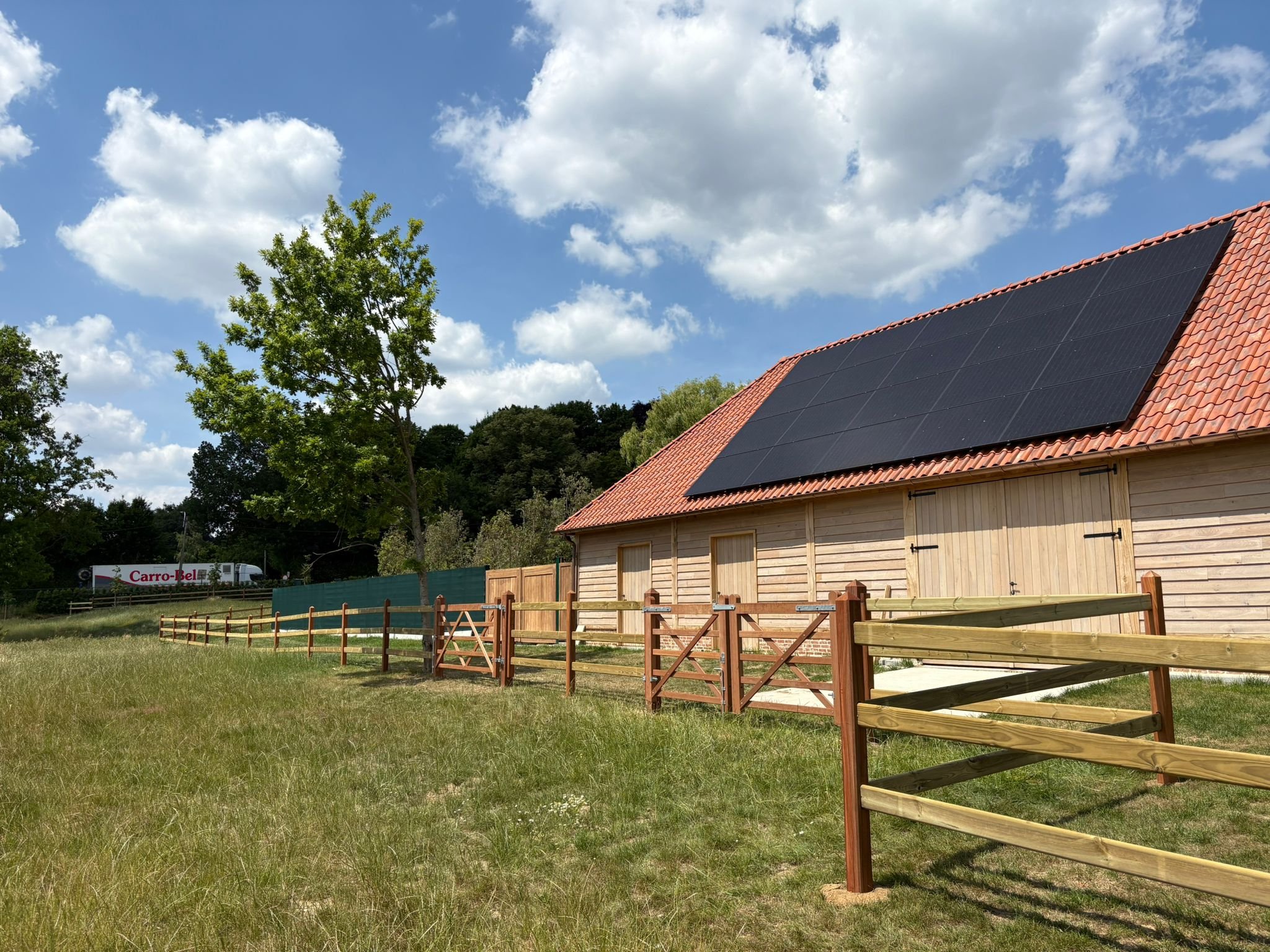 Pasture fencing with barn